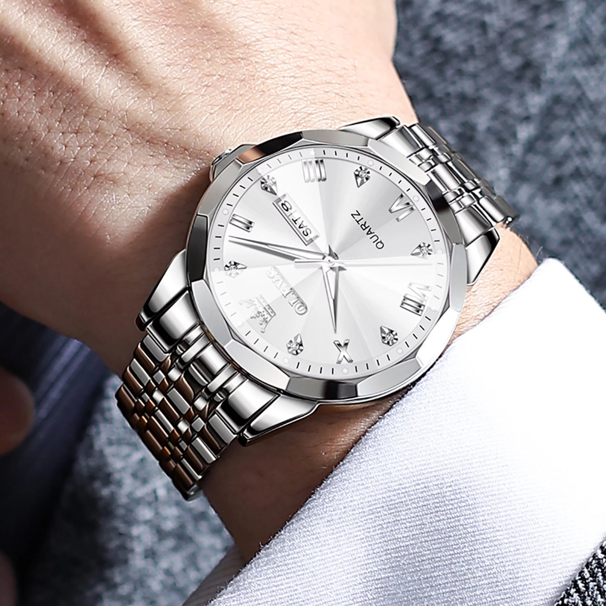 Silver Men Diamond Luxury Stainless Steel Quartz Watch